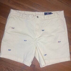 Men's Vineyard Vines Logo Shorts - Size 38